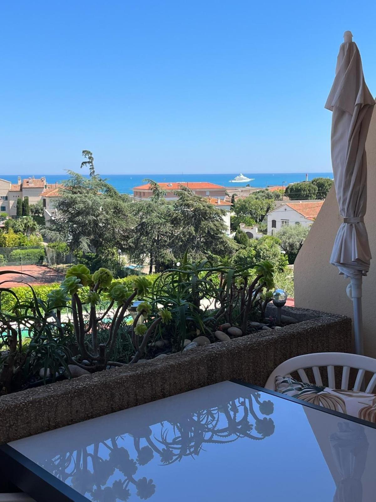 Antibes Secured Parc Velusine With Private Parking, Terrace, Pools And Tennis Courts. Dış mekan fotoğraf